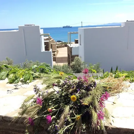 Village Bay * Kardhianí