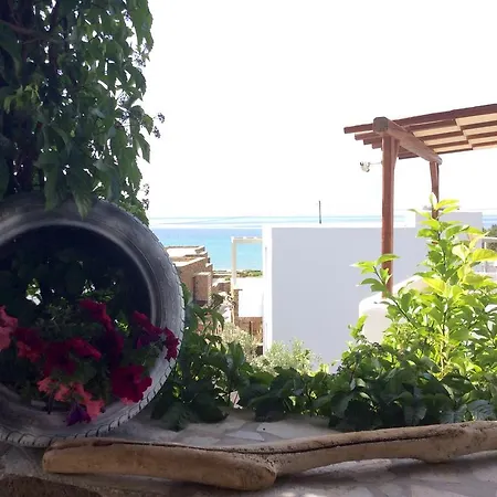 Village Bay Apartment Kardhianí