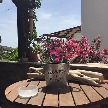 Village Bay Apartment Kardhianí
